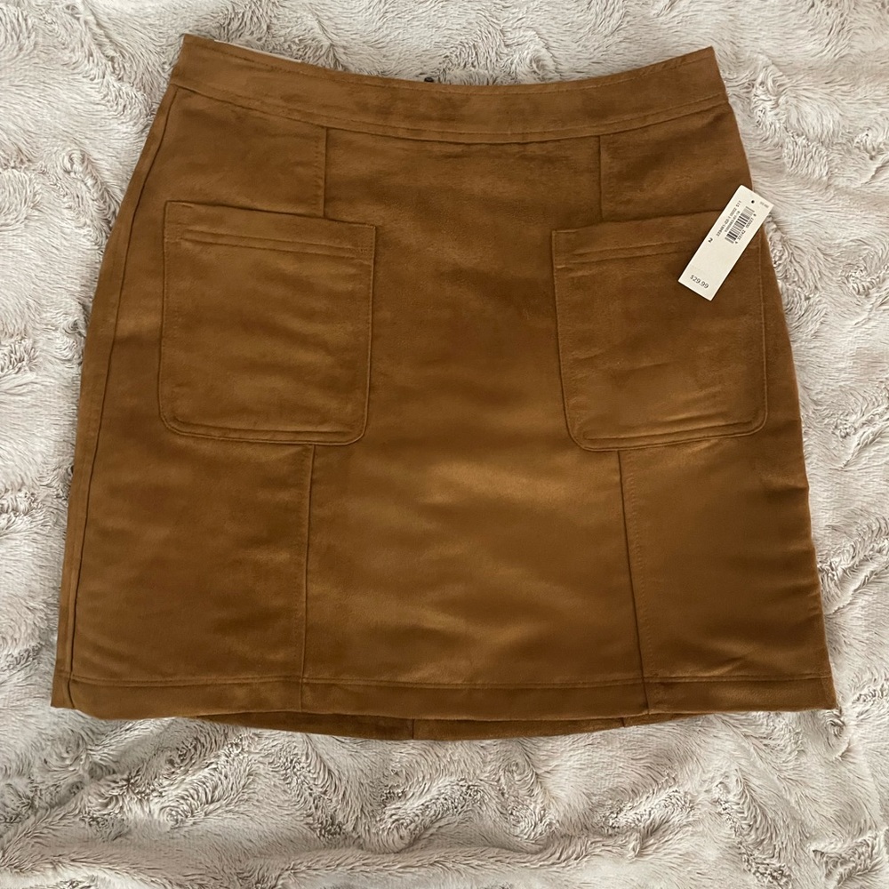 NWT faux suede skirt
